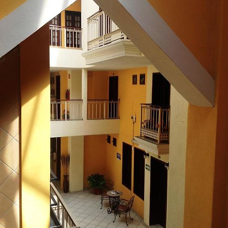 Plaza Jardin Hotel Tequila Exterior photo