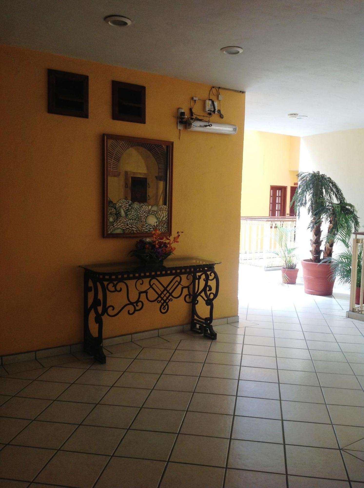 Plaza Jardin Hotel Tequila Exterior photo