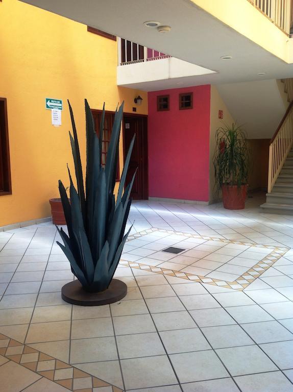 Plaza Jardin Hotel Tequila Exterior photo